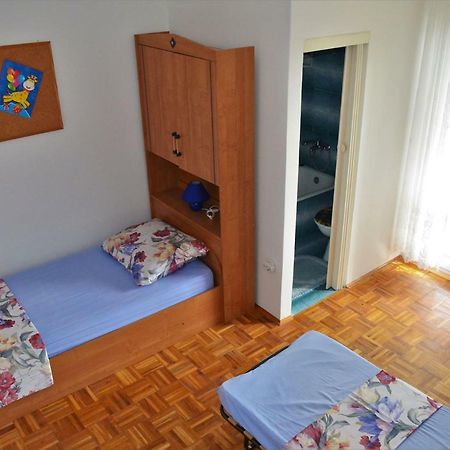 Apartman Rosa พิโรวัซ ภายนอก รูปภาพ