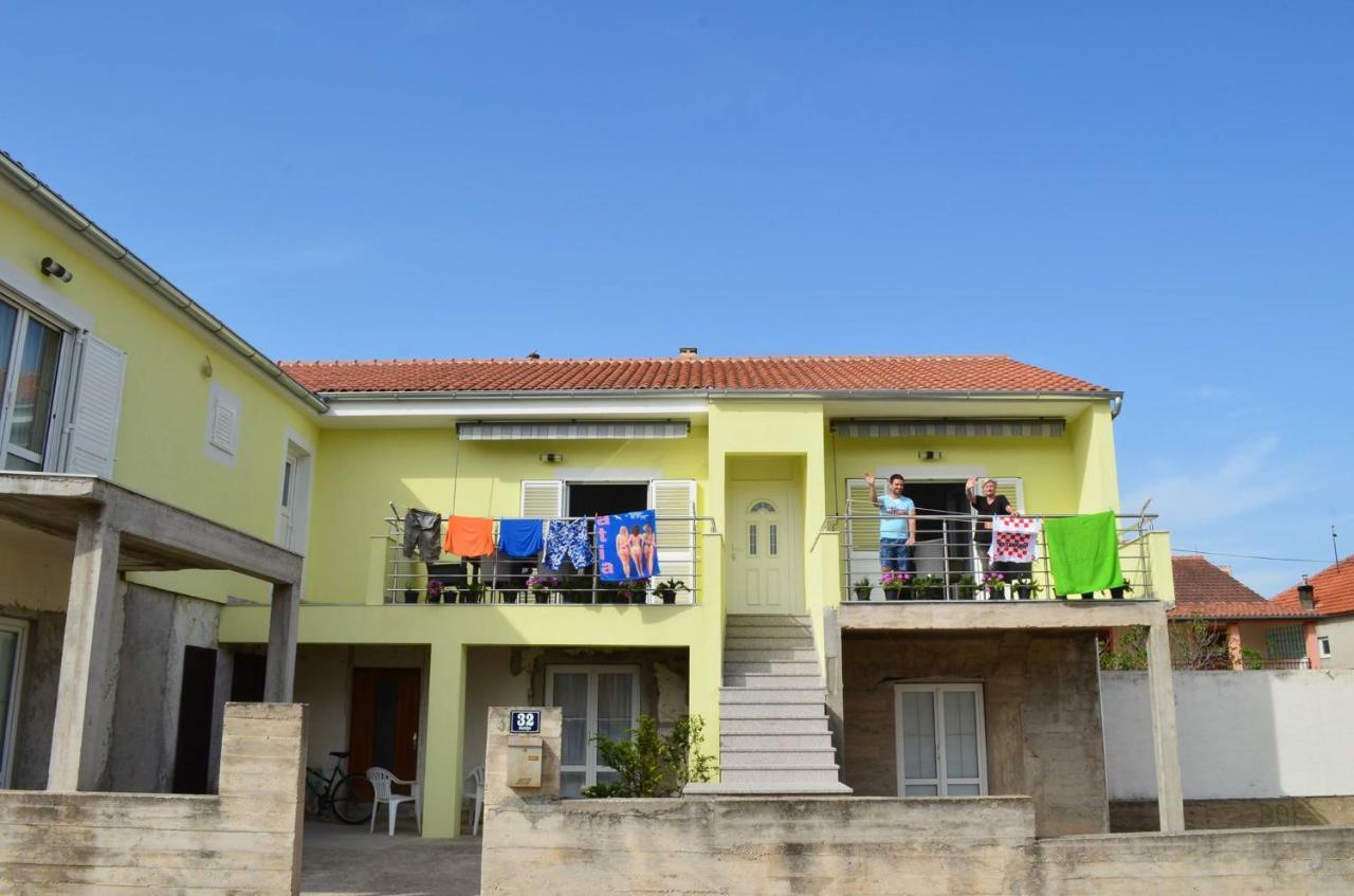 Apartman Rosa พิโรวัซ ภายนอก รูปภาพ